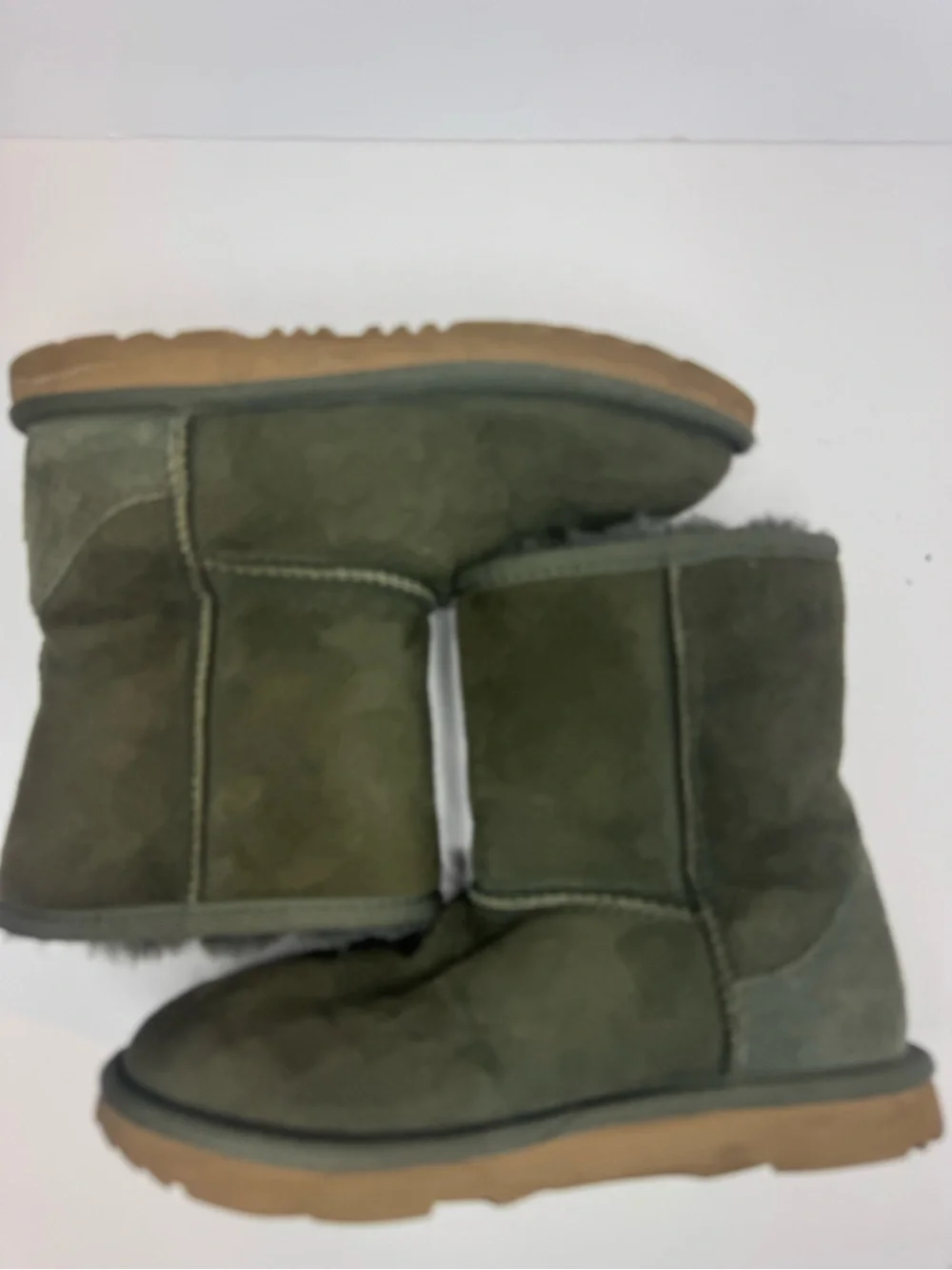 UGG Australia Classic Olive Short Boots Size 3
